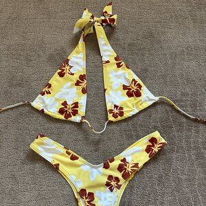 Yellow Hawaiian Flower Print Bikini Set
